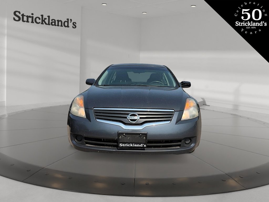 2008  Altima Coupe 2.5 S CVT in Stratford, Ontario - 2 - w1024h768px