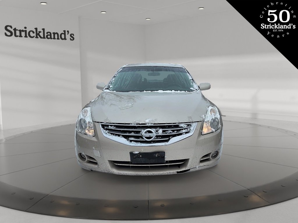 2010  Altima Sedan 2.5 S CVT in Stratford, Ontario - 2 - w1024h768px