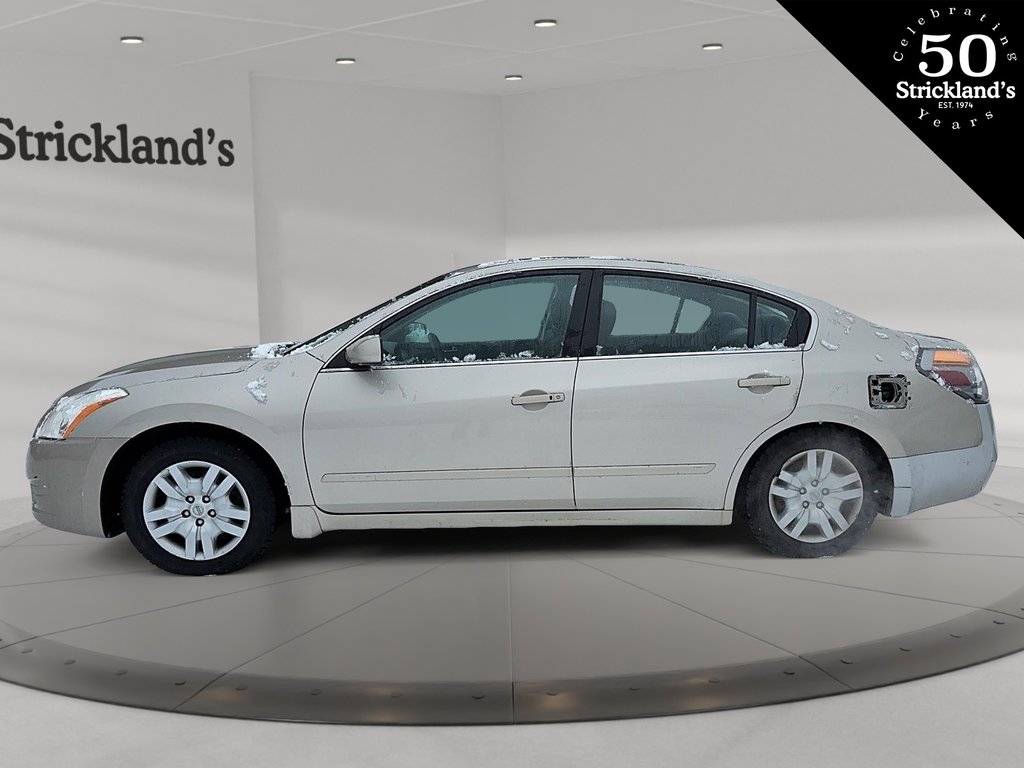 2010  Altima Sedan 2.5 S CVT in Stratford, Ontario - 5 - w1024h768px