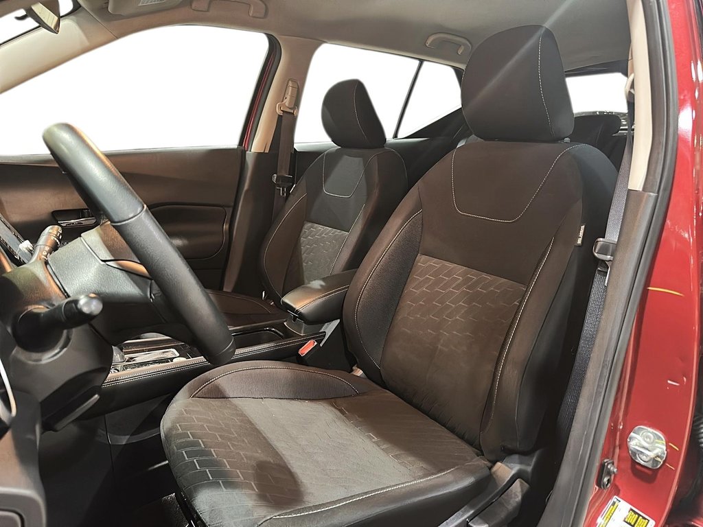 2025 Nissan Kicks Play SV FWD in Brantford, Ontario - 8 - w1024h768px