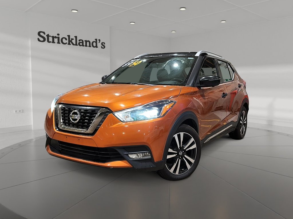 2019 Nissan Kicks SR CVT in Stratford, Ontario - 1 - w1024h768px