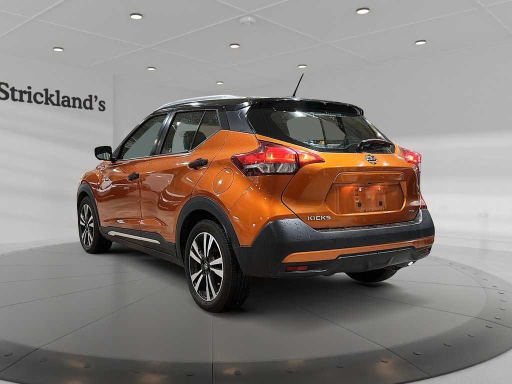 2019 Nissan Kicks SR CVT in Stratford, Ontario - 4 - w1024h768px