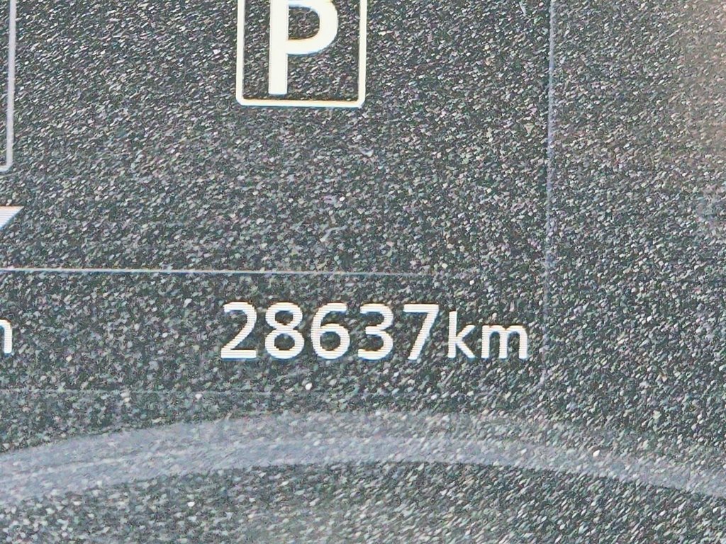 2023 Nissan Kicks SV CVT in Brantford, Ontario - 12 - w1024h768px