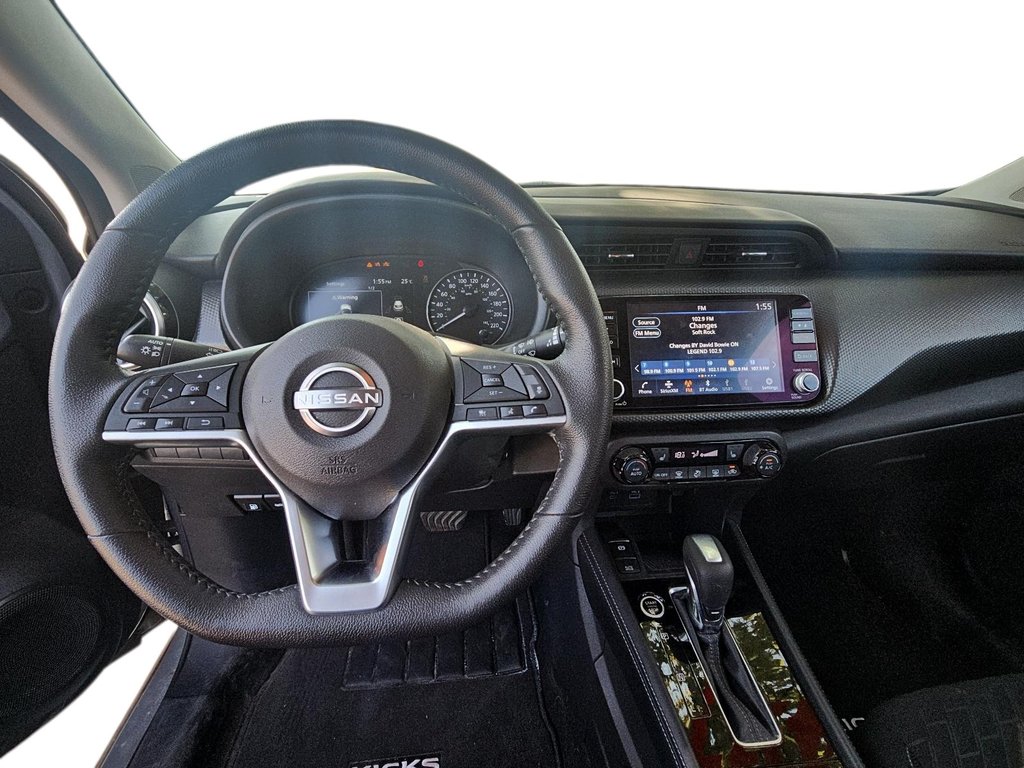 2023 Nissan Kicks SV CVT in Brantford, Ontario - 13 - w1024h768px
