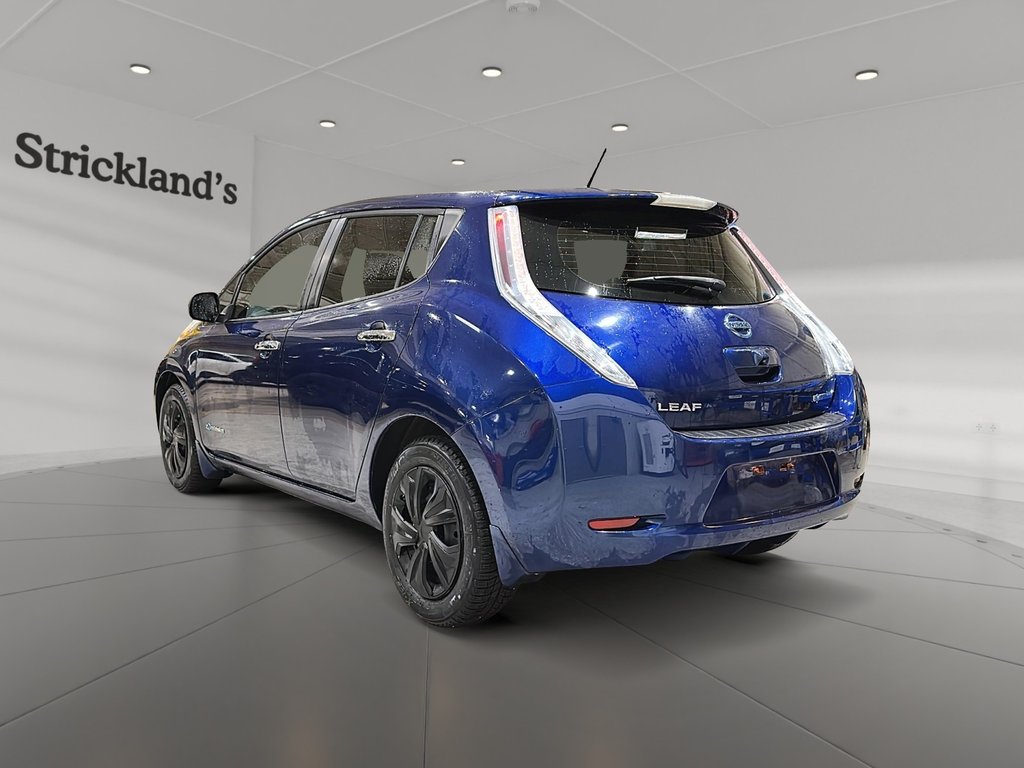 2016 Nissan Leaf SL in Stratford, Ontario - 4 - w1024h768px