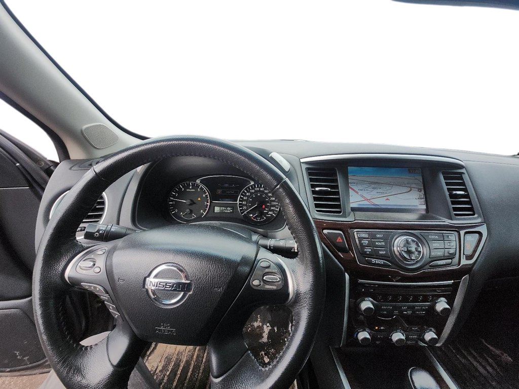 2015 Nissan Pathfinder Platinum V6 4x4 at in Brantford, Ontario - 13 - w1024h768px