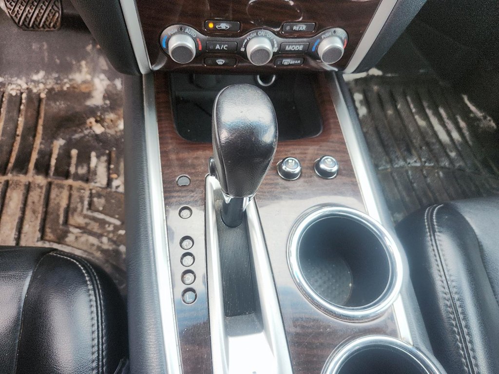 2015 Nissan Pathfinder Platinum V6 4x4 at in Brantford, Ontario - 14 - w1024h768px