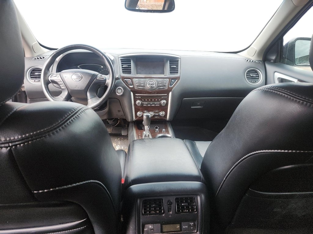 2015 Nissan Pathfinder Platinum V6 4x4 at in Brantford, Ontario - 9 - w1024h768px