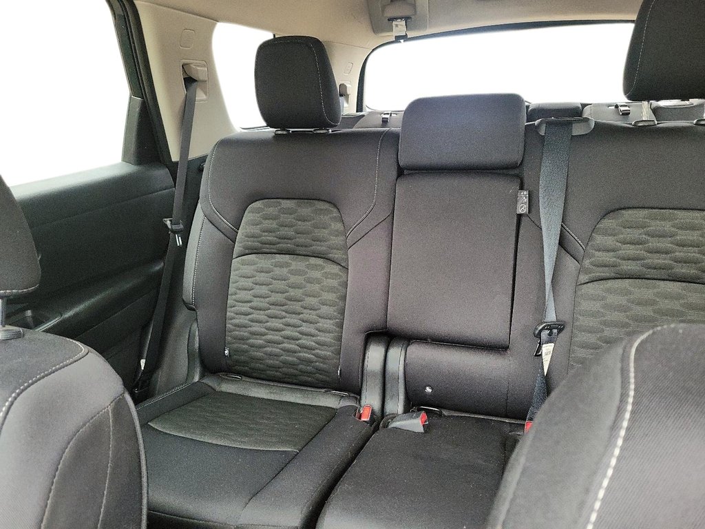 2024 Nissan Pathfinder SV 4WD in Brantford, Ontario - 20 - w1024h768px