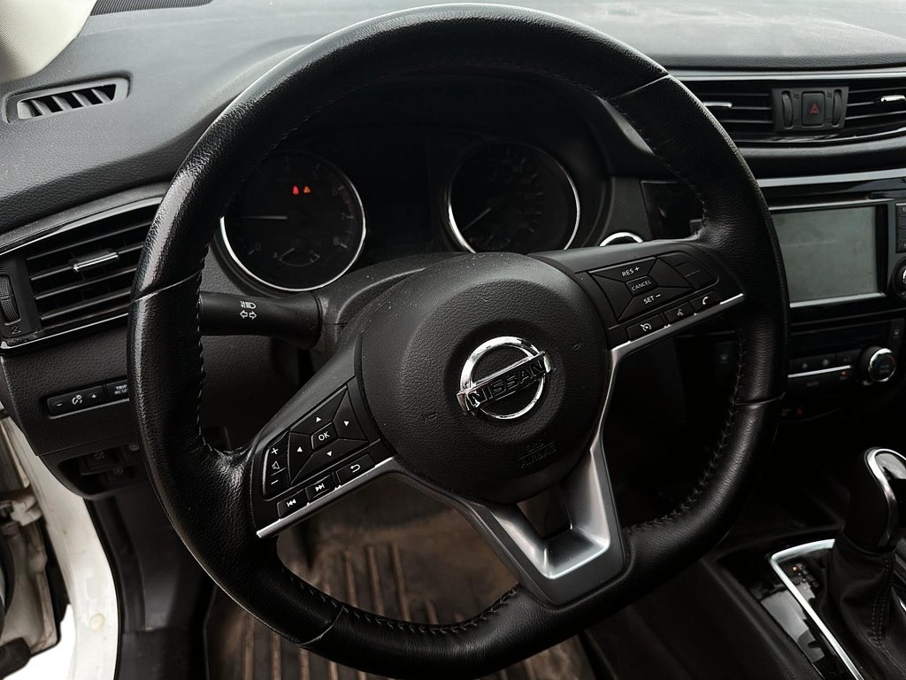 2020 Nissan Qashqai SV FWD CVT in Stratford, Ontario - 11 - w1024h768px