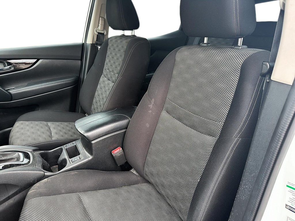 2020 Nissan Qashqai SV FWD CVT in Stratford, Ontario - 8 - w1024h768px