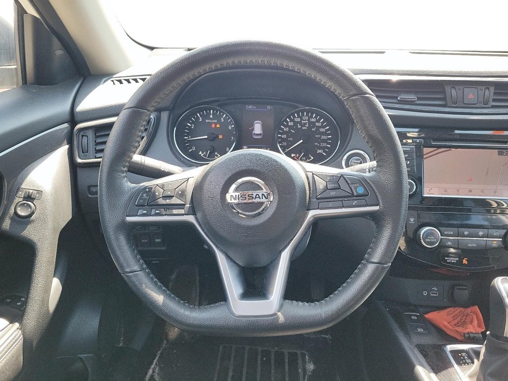 2019 Nissan Rogue SV AWD CVT in Brantford, Ontario - 9 - w1024h768px