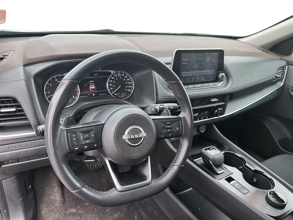 2023 Nissan Rogue S AWD CVT in Stratford, Ontario - 9 - w1024h768px