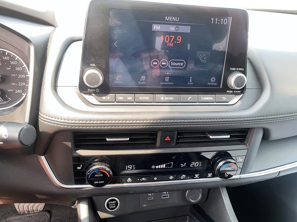 2023 Nissan Rogue S AWD CVT in Brantford, Ontario - 13 - w1024h768px