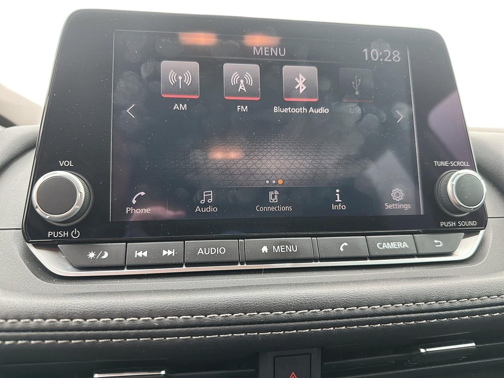 2023 Nissan Rogue S AWD CVT in Stratford, Ontario - 18 - w1024h768px