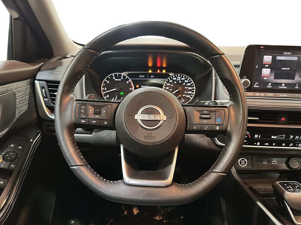 2023 Nissan Rogue SV AWD CVT in Stratford, Ontario - 11 - w1024h768px