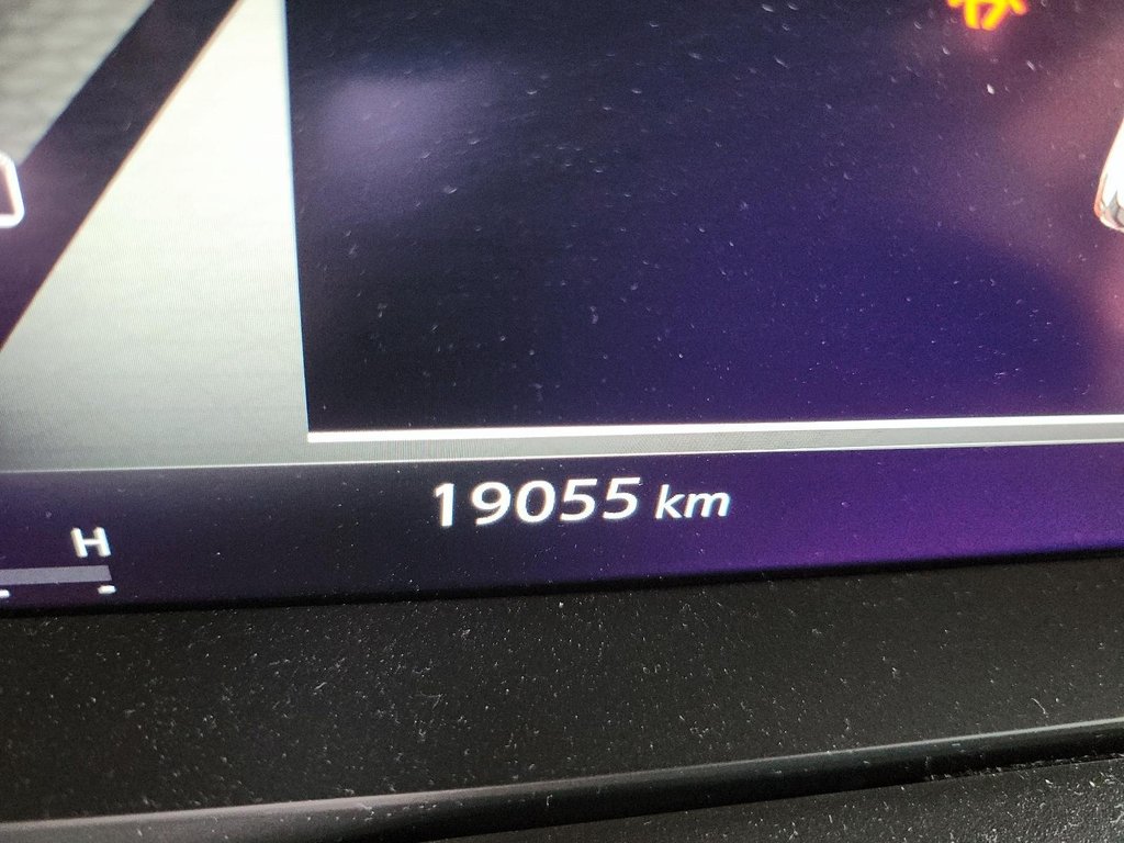 2024 Nissan Rogue AWD Platinum in Brantford, Ontario - 12 - w1024h768px