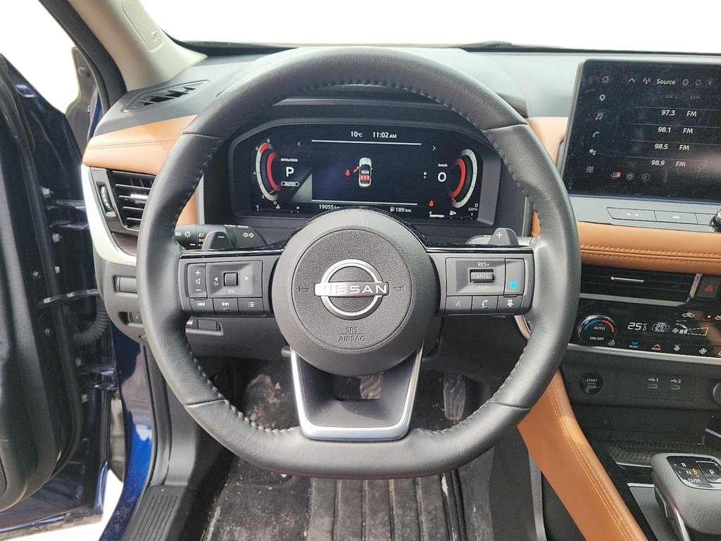 2024 Nissan Rogue AWD Platinum in Brantford, Ontario - 11 - w1024h768px