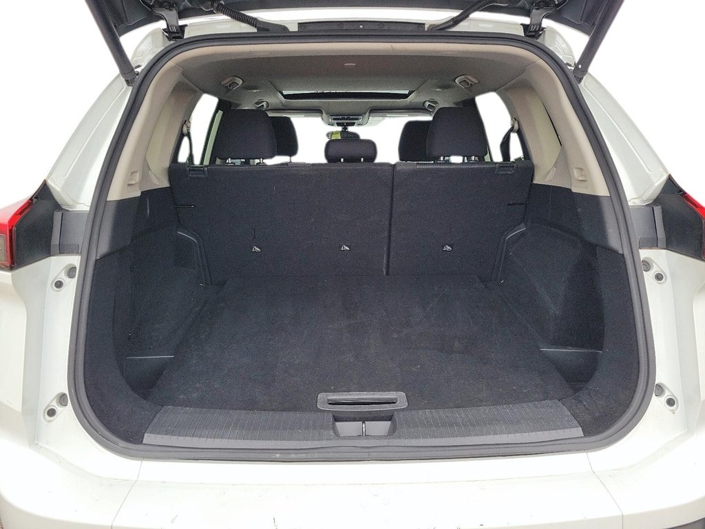 2024 Nissan Rogue AWD SV Moonroof in Brantford, Ontario - 6 - w1024h768px