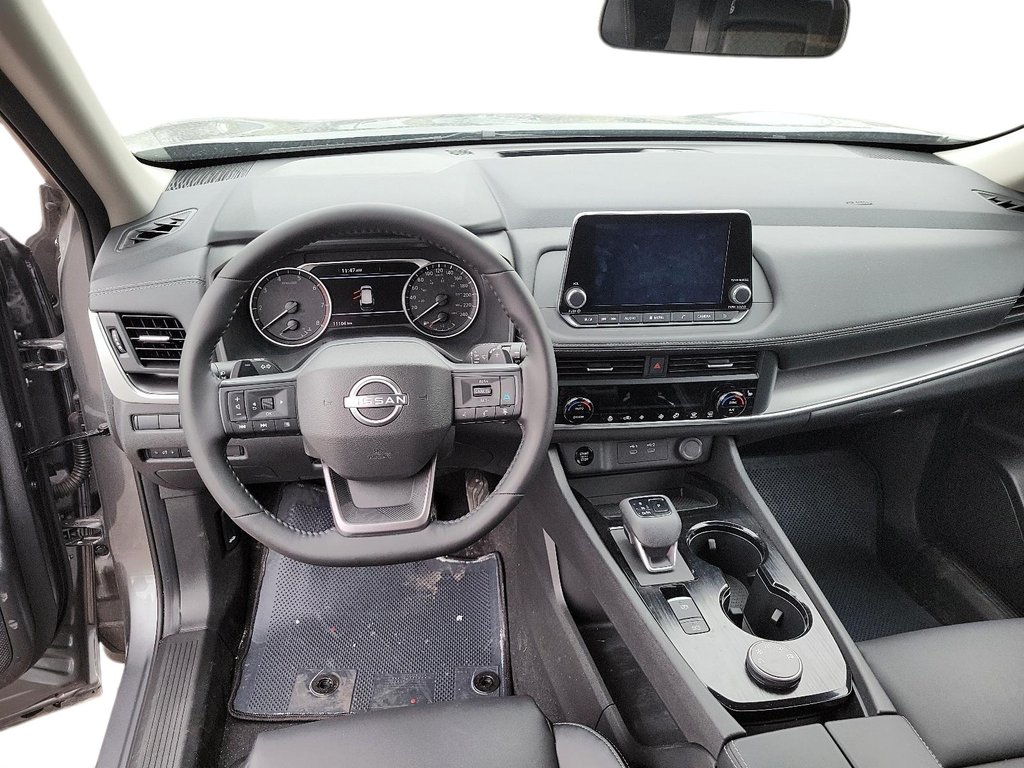 2025 Nissan Rogue AWD Midnight Edition in Brantford, Ontario - 9 - w1024h768px