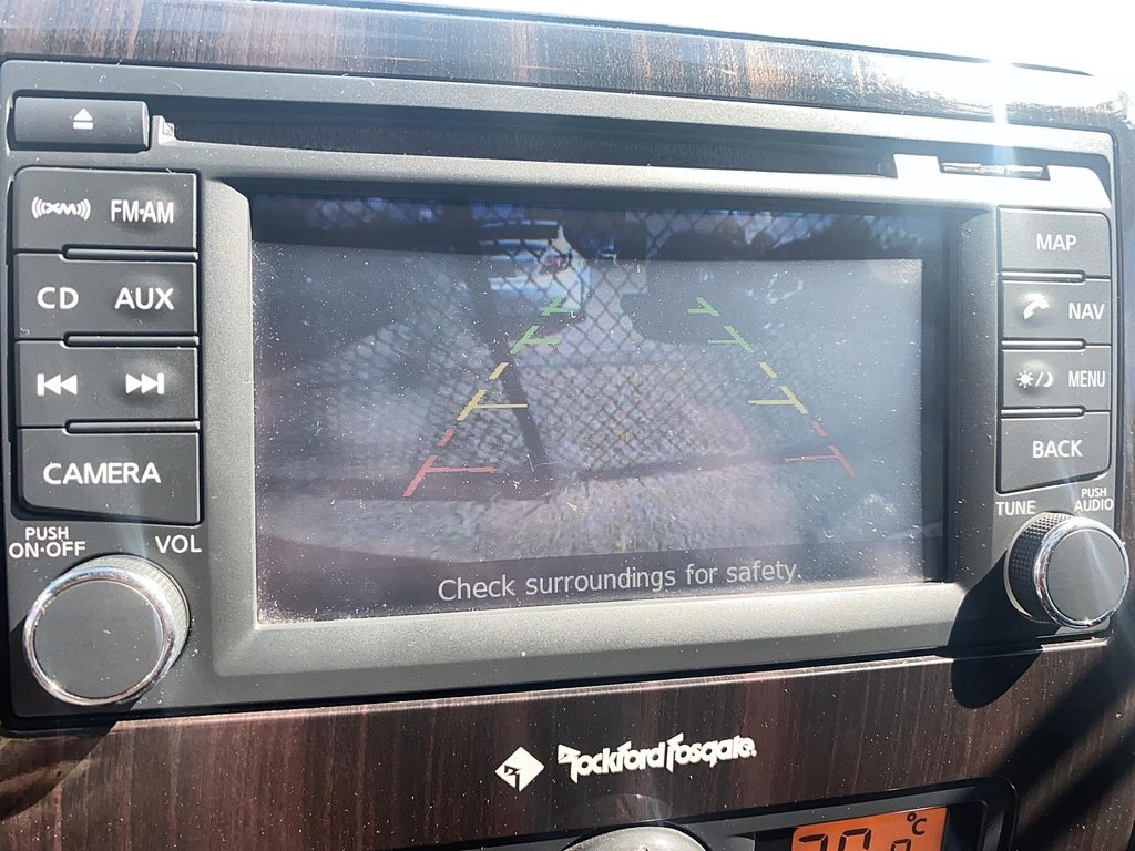 2014 Nissan Titan Crew Cab SV 4X4 SWB in Brantford, Ontario - 18 - w1024h768px