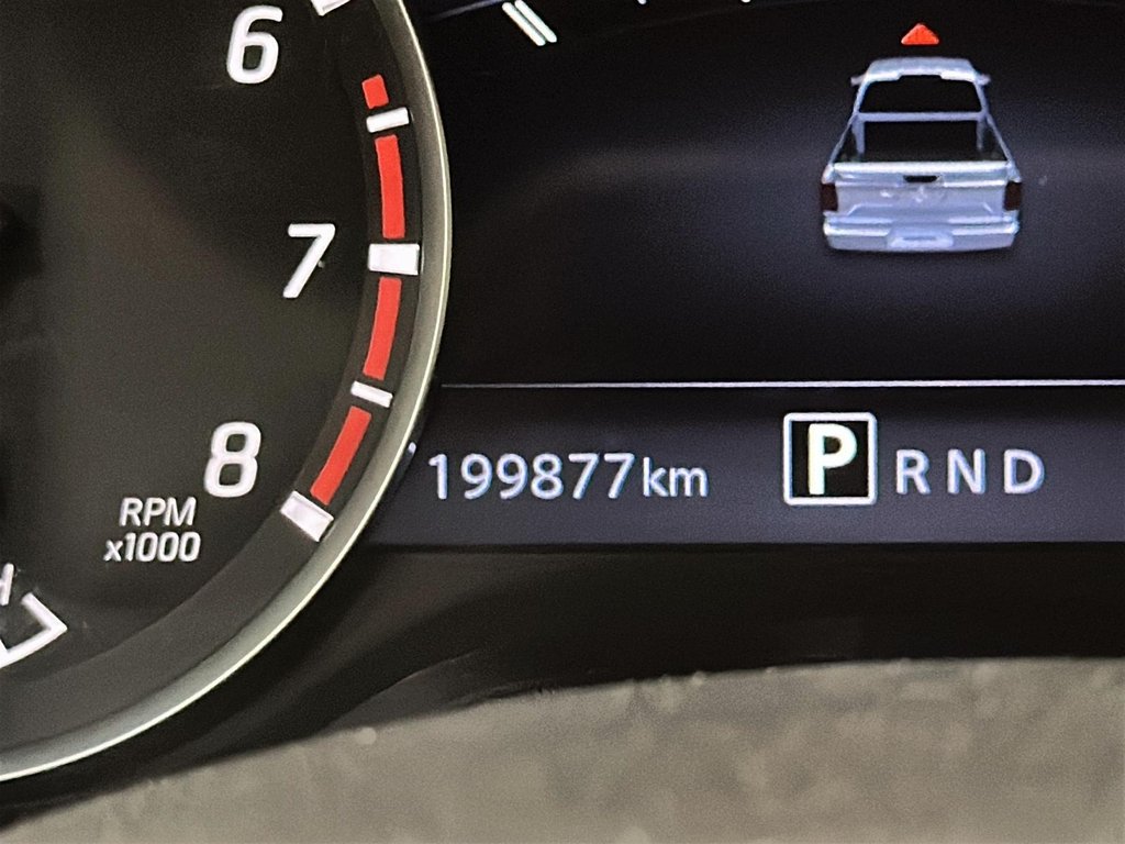 2020 Nissan Titan Crew Cab Platinum 4X4 in Brantford, Ontario - 12 - w1024h768px