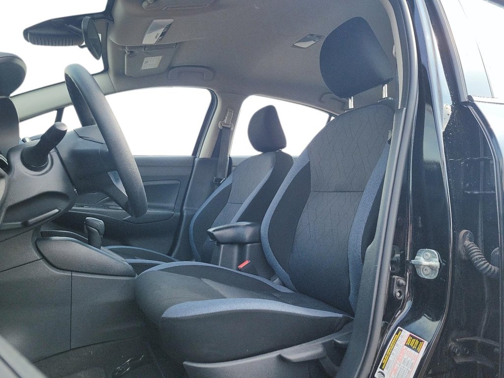 2025 Nissan Versa SV CVT in Brantford, Ontario - 7 - w1024h768px
