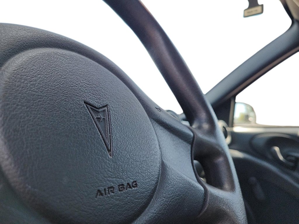 2005 Pontiac Sunfire 2Dr Coupe GT in Brantford, Ontario - 17 - w1024h768px
