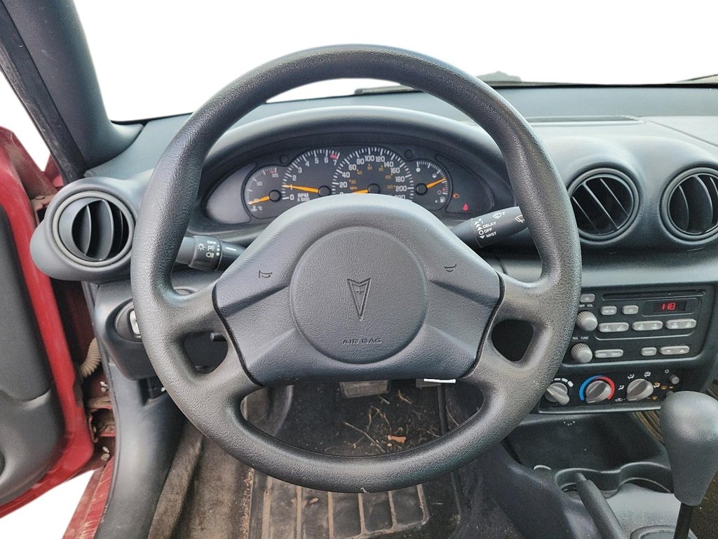 2005 Pontiac Sunfire 2Dr Coupe GT in Brantford, Ontario - 11 - w1024h768px