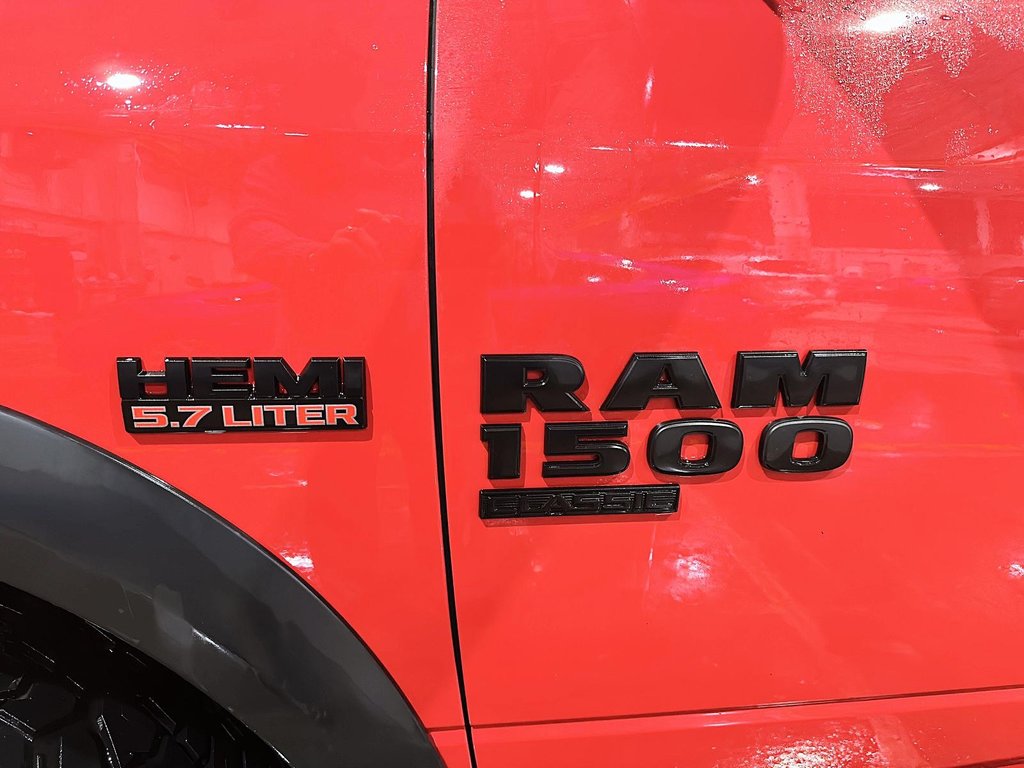 2021 Ram RAM 1500 Classic Crew Cab 4x4 (DS) SLT (140.5 WB 5'7 Box) SWB in Brantford, Ontario - 6 - w1024h768px