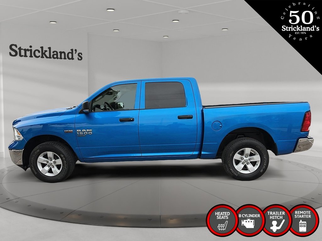 2022  RAM 1500 Classic Crew Cab 4x4 (DS) SLT (140.5 WB 5'7 Box) SWB in Brantford, Ontario - 4 - w1024h768px