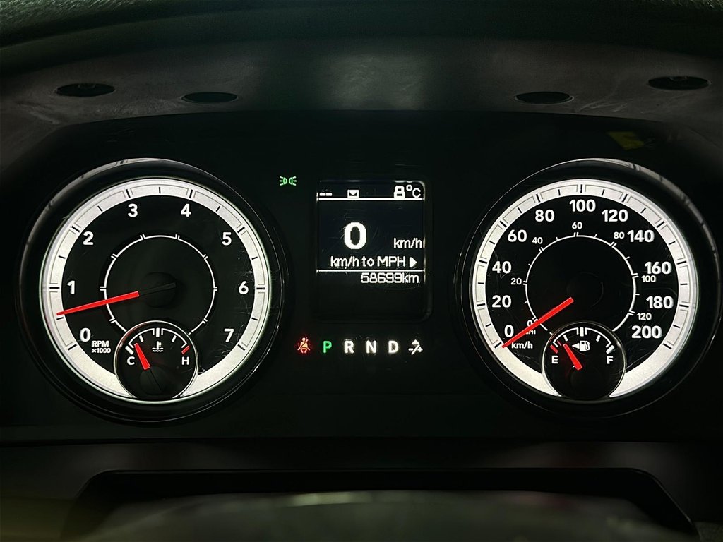 2022 Ram RAM 1500 Classic Crew Cab 4x4 (DS) SLT (140.5 WB 5'7 Box) SWB in Brantford, Ontario - 12 - w1024h768px