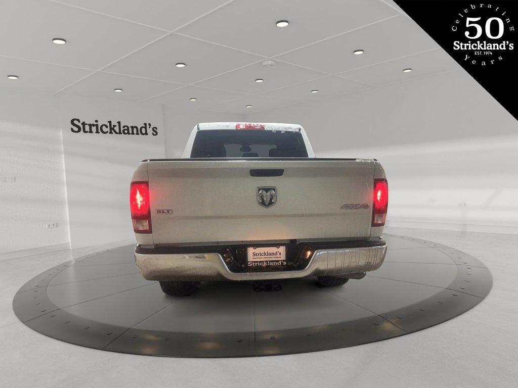 2023 Ram RAM 1500 Classic Crew Cab 4x4 (DS) SLT (140.5 WB 5'7 Box) SWB in Brantford, Ontario - 3 - w1024h768px