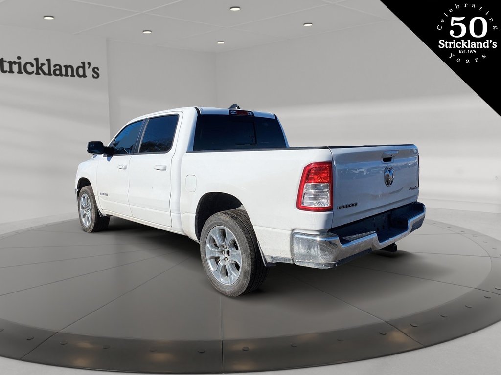 2022  RAM 1500 Crew Cab 4x4 (dt) Big Horn SWB in Stratford, Ontario - 4 - w1024h768px