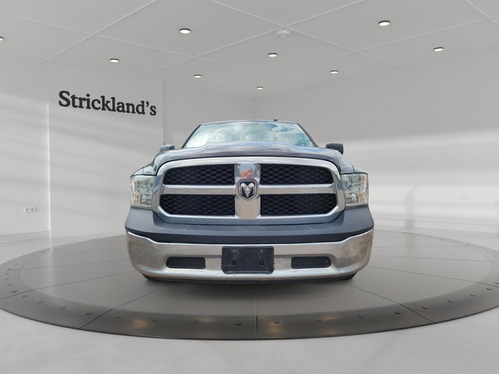 2015 Ram RAM 1500 Crew Cab 4x4 ST (140.5 WB - 5.7 Box) in Brantford, Ontario - 2 - w1024h768px