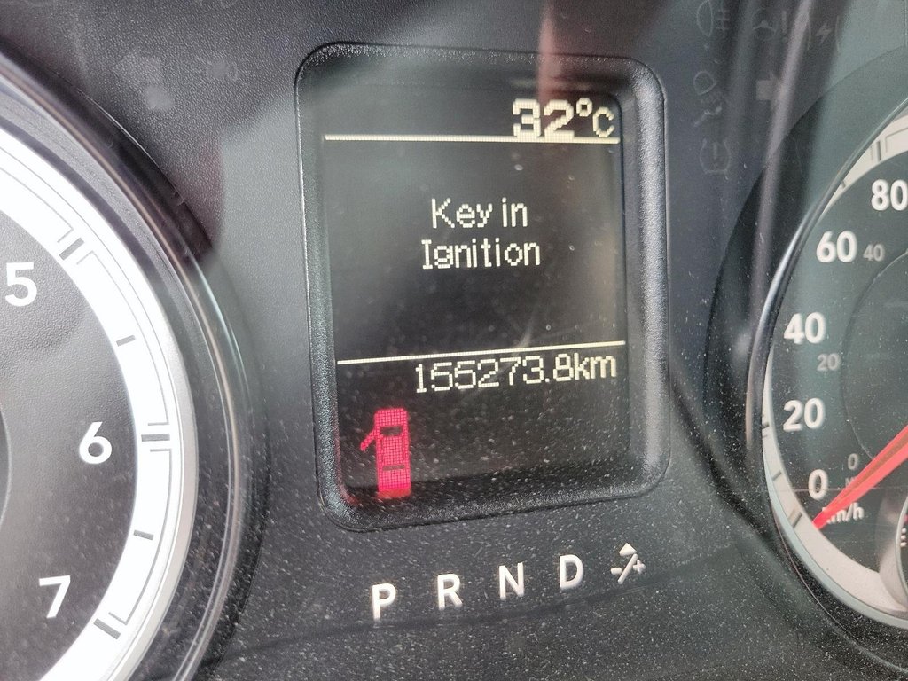 2015 Ram RAM 1500 Crew Cab 4x4 ST (140.5 WB - 5.7 Box) in Brantford, Ontario - 12 - w1024h768px