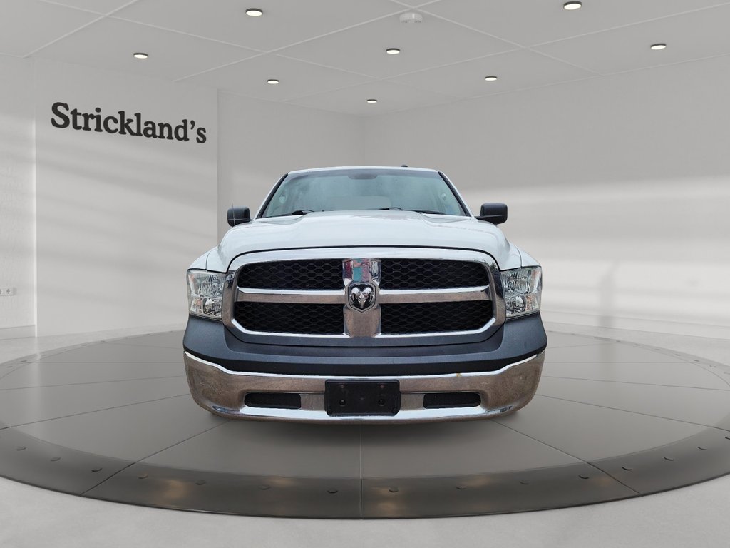 2017 Ram RAM 1500 Crew Cab 4x4 ST (140.5 WB - 5.7 Box) in Brantford, Ontario - 2 - w1024h768px