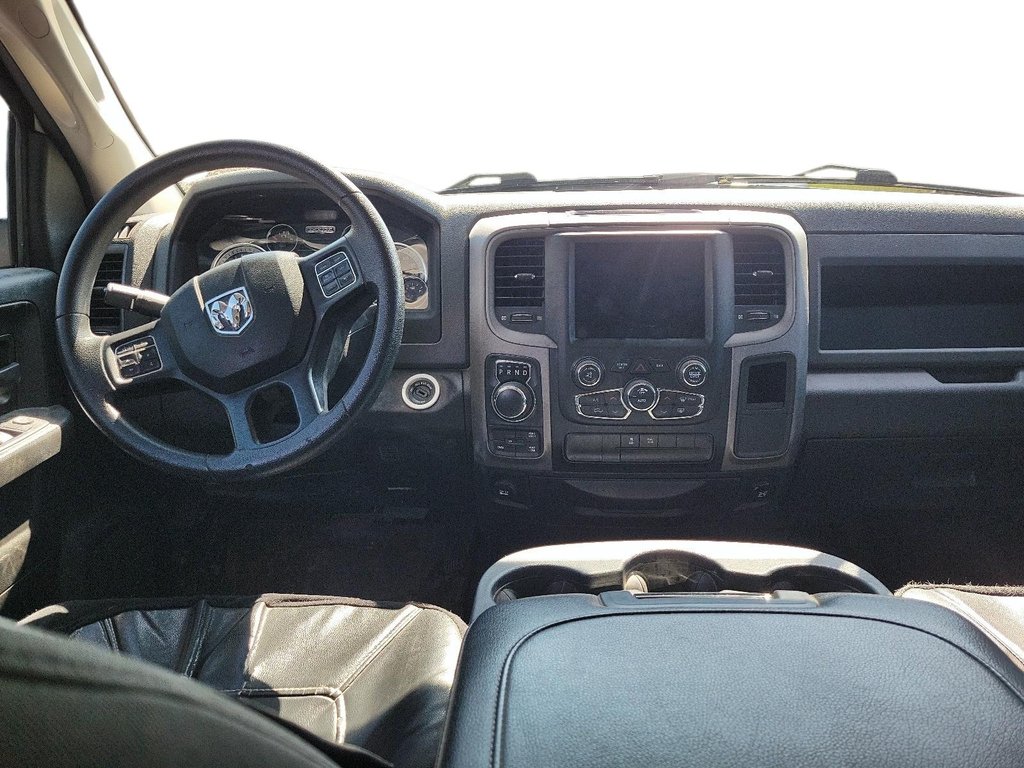 2019 Ram RAM 1500 Quad Cab 4x4 (DS) ST (140.5 WB 6'4 Box) in Brantford, Ontario - 9 - w1024h768px