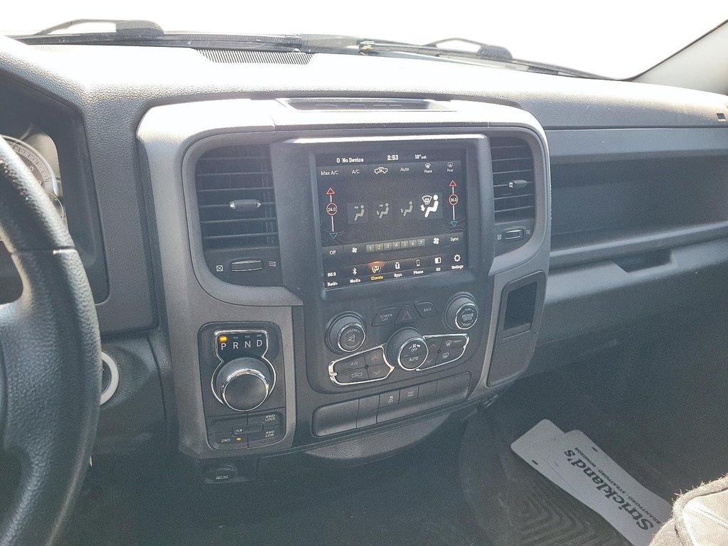2019 Ram RAM 1500 Quad Cab 4x4 (DS) ST (140.5 WB 6'4 Box) in Brantford, Ontario - 13 - w1024h768px