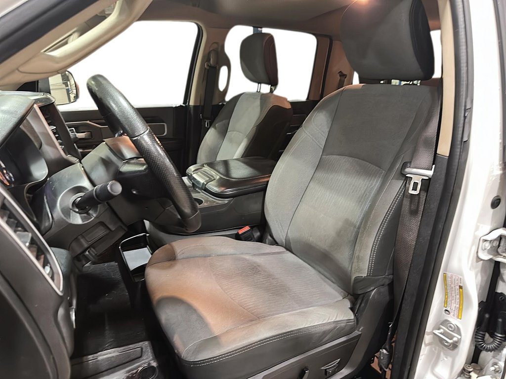 2020 Ram RAM 2500 Crew Cab 4x4 Big Horn (149 WB 6'4 Box) in Brantford, Ontario - 8 - w1024h768px