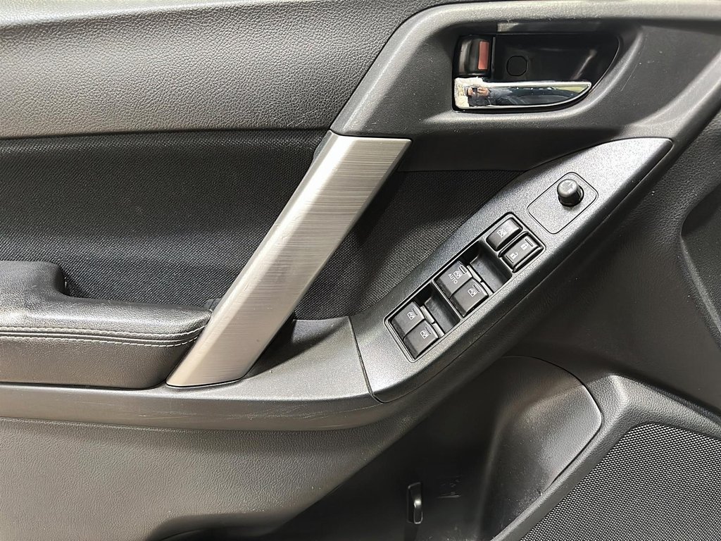 2016 Subaru Forester 2.5i Limited at in Brantford, Ontario - 10 - w1024h768px