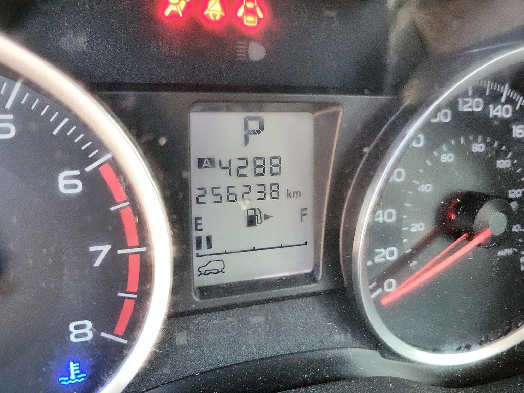 2016 Subaru Forester 2.5i at in Brantford, Ontario - 11 - w1024h768px