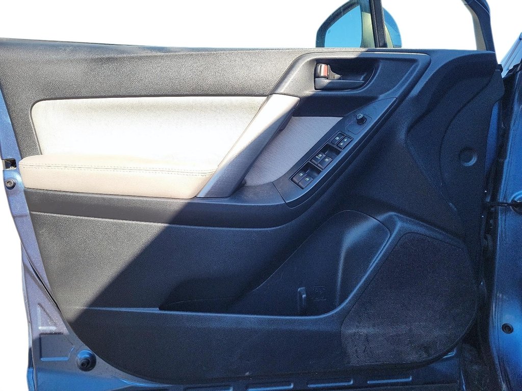 2016 Subaru Forester 2.5i at in Brantford, Ontario - 9 - w1024h768px