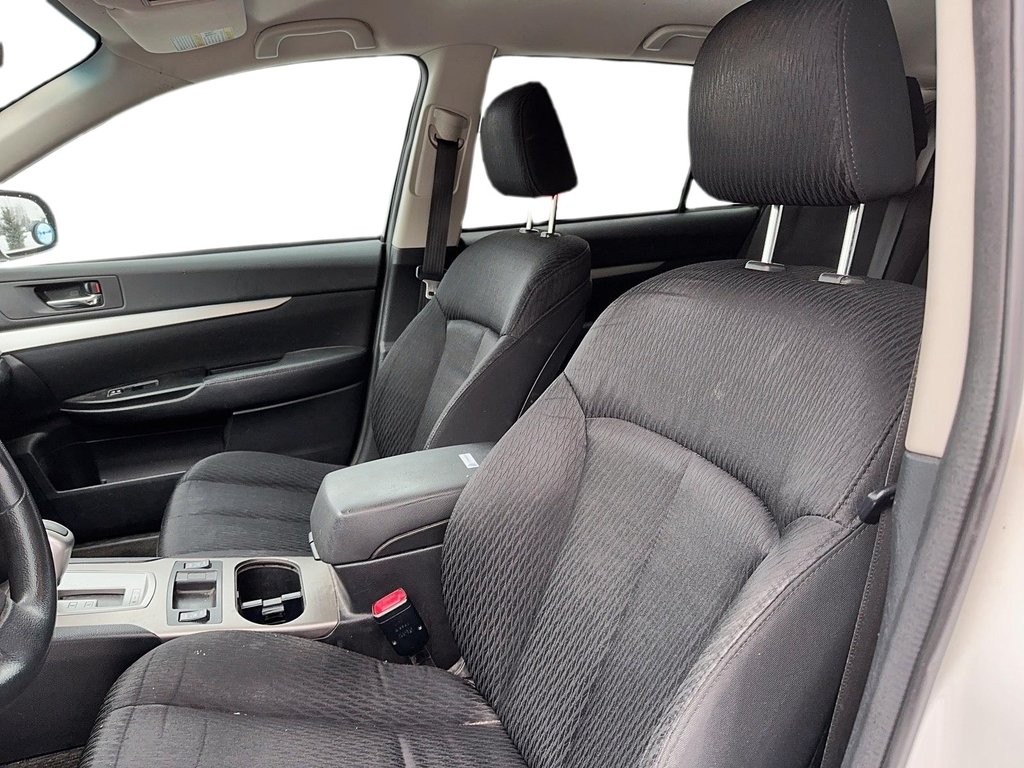 2012 Subaru Outback 2.5 I PZEV at in Brantford, Ontario - 6 - w1024h768px