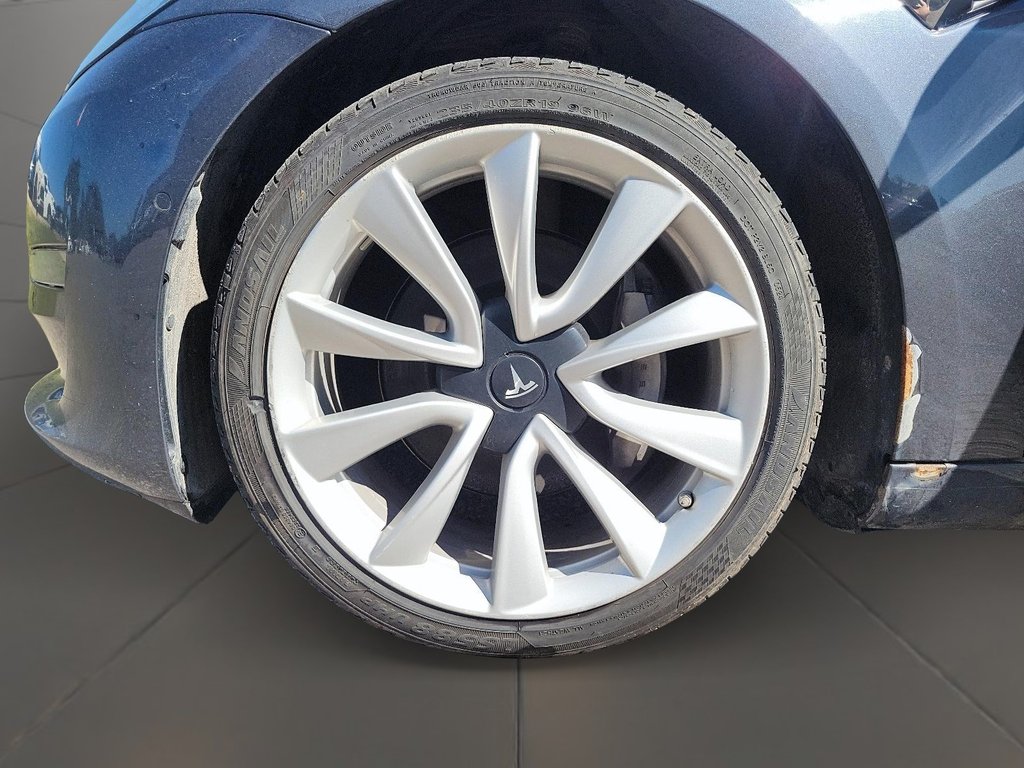 2020 Tesla Model 3 Long Range AWD in Brantford, Ontario - 7 - w1024h768px