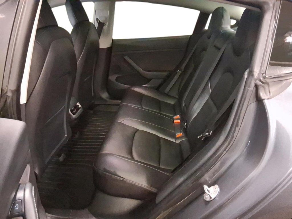 2021 Tesla Model 3 Standard Range Plus in Brantford, Ontario - 10 - w1024h768px