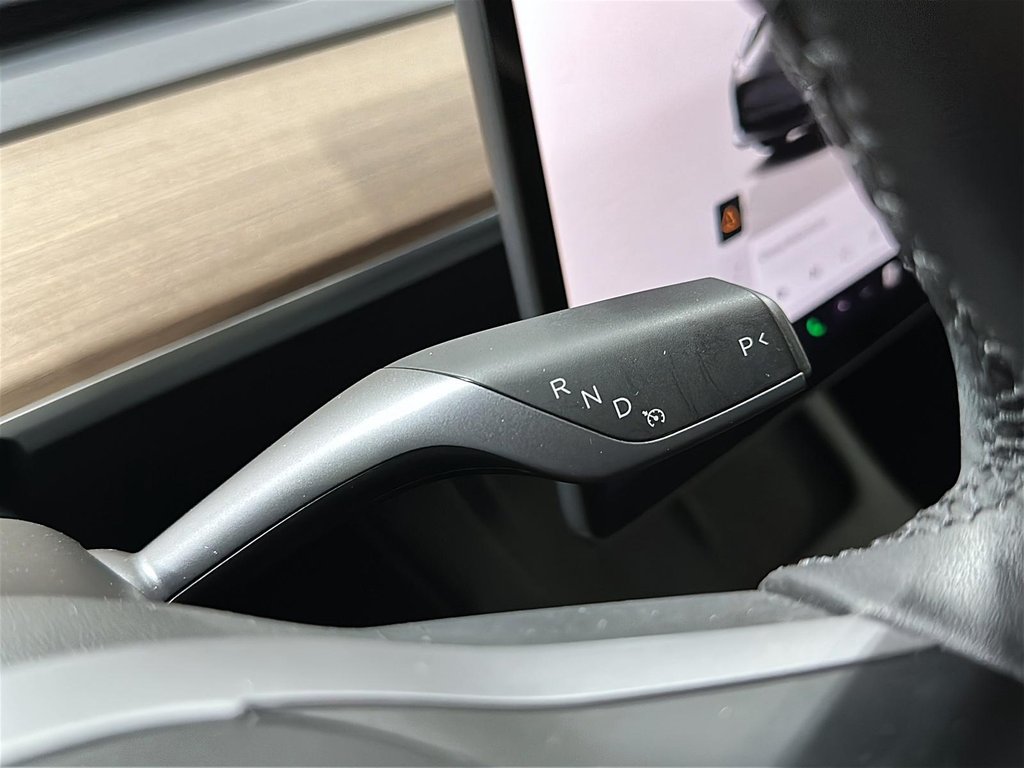 2023 Tesla Model 3 Standard Range Plus in Brantford, Ontario - 14 - w1024h768px