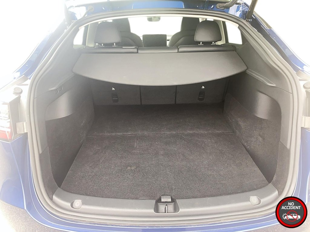 2023 Tesla Model Y in Stratford, Ontario - 6 - w1024h768px