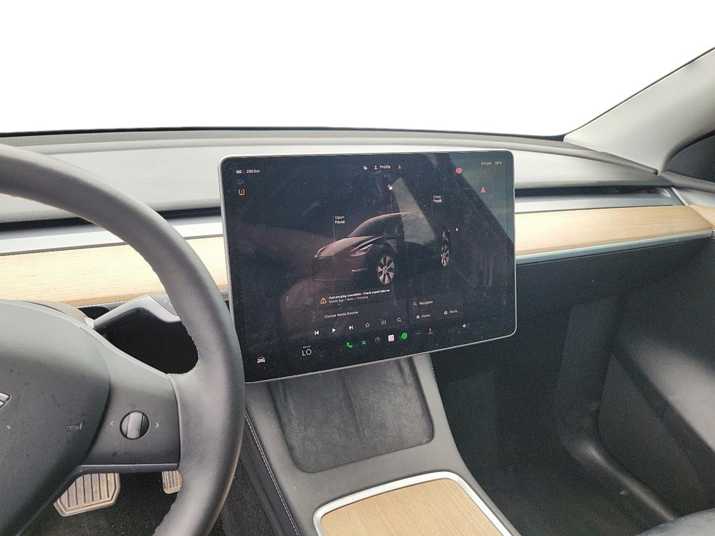 2023 Tesla Model Y Long Range in Brantford, Ontario - 13 - w1024h768px
