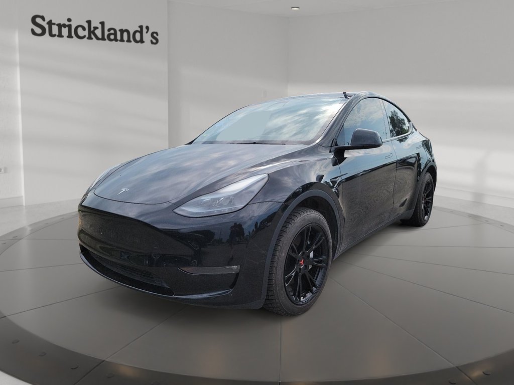 2023 Tesla Model Y Long Range in Brantford, Ontario - 1 - w1024h768px